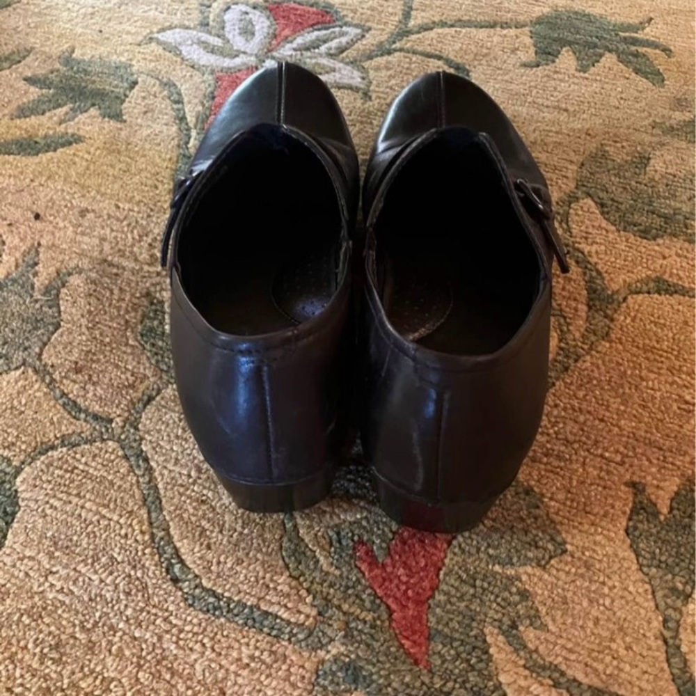 Dansko Clogs Size 8.5 - image 3
